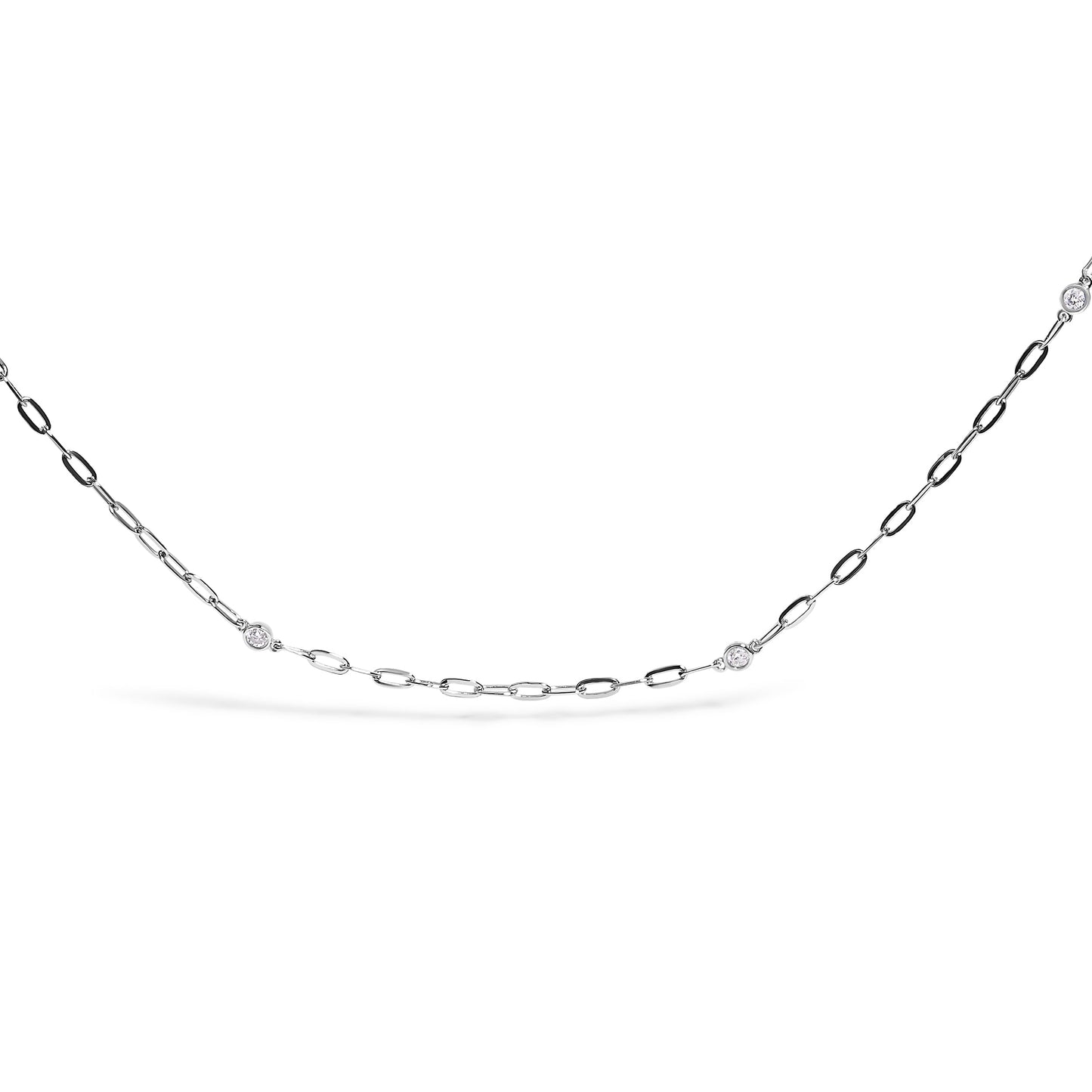 Collar de 11 estaciones con diamantes de 1,00 Cttw engastados en bisel de oro blanco de 14K