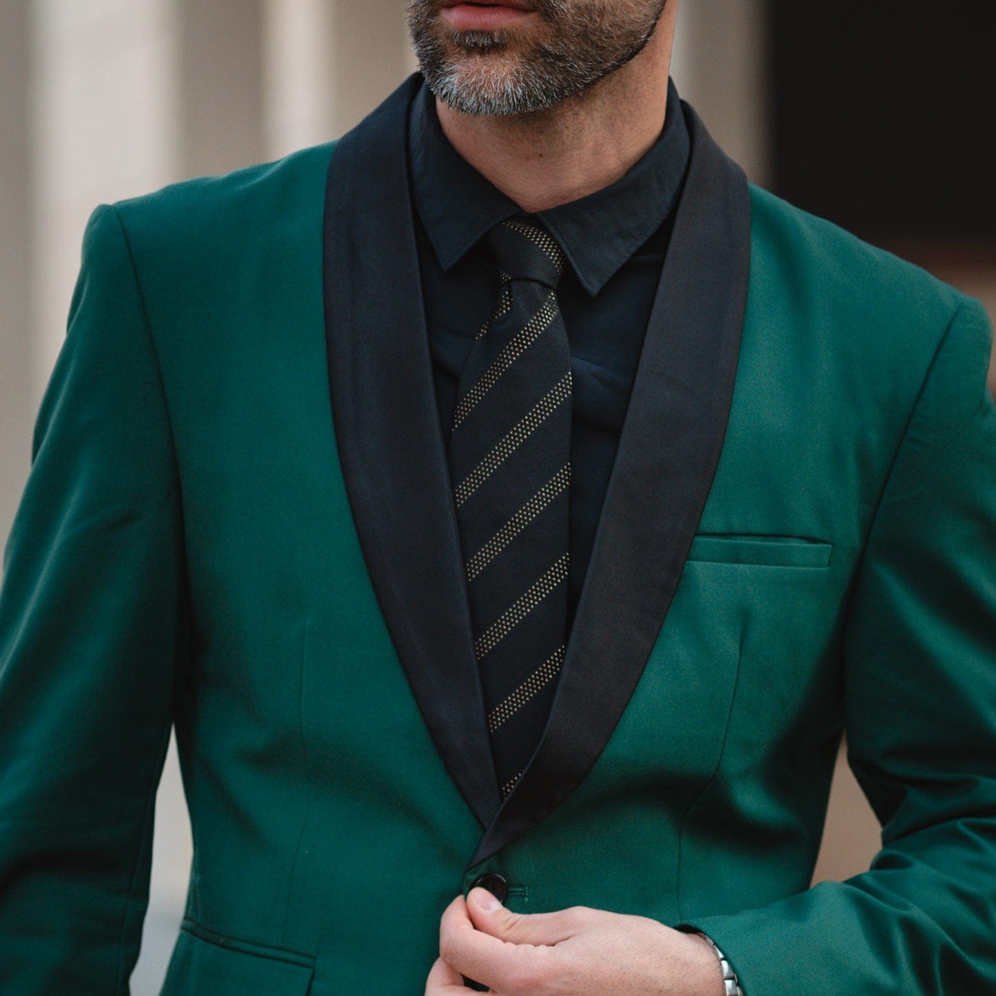Milano - Silk Jacquard Tie - Black and Gold