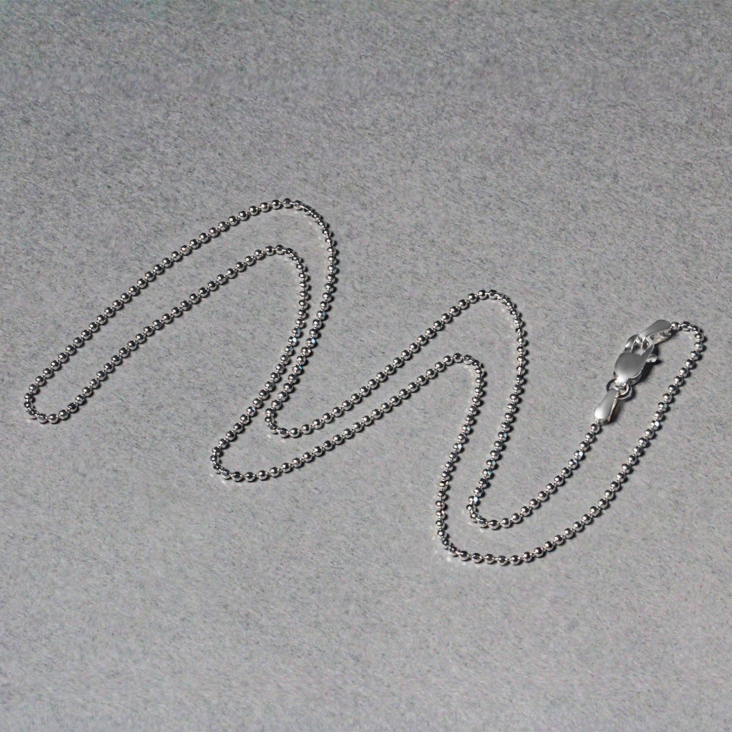 Cadena de cuentas facetadas de oro blanco de 14k de 1.2mm