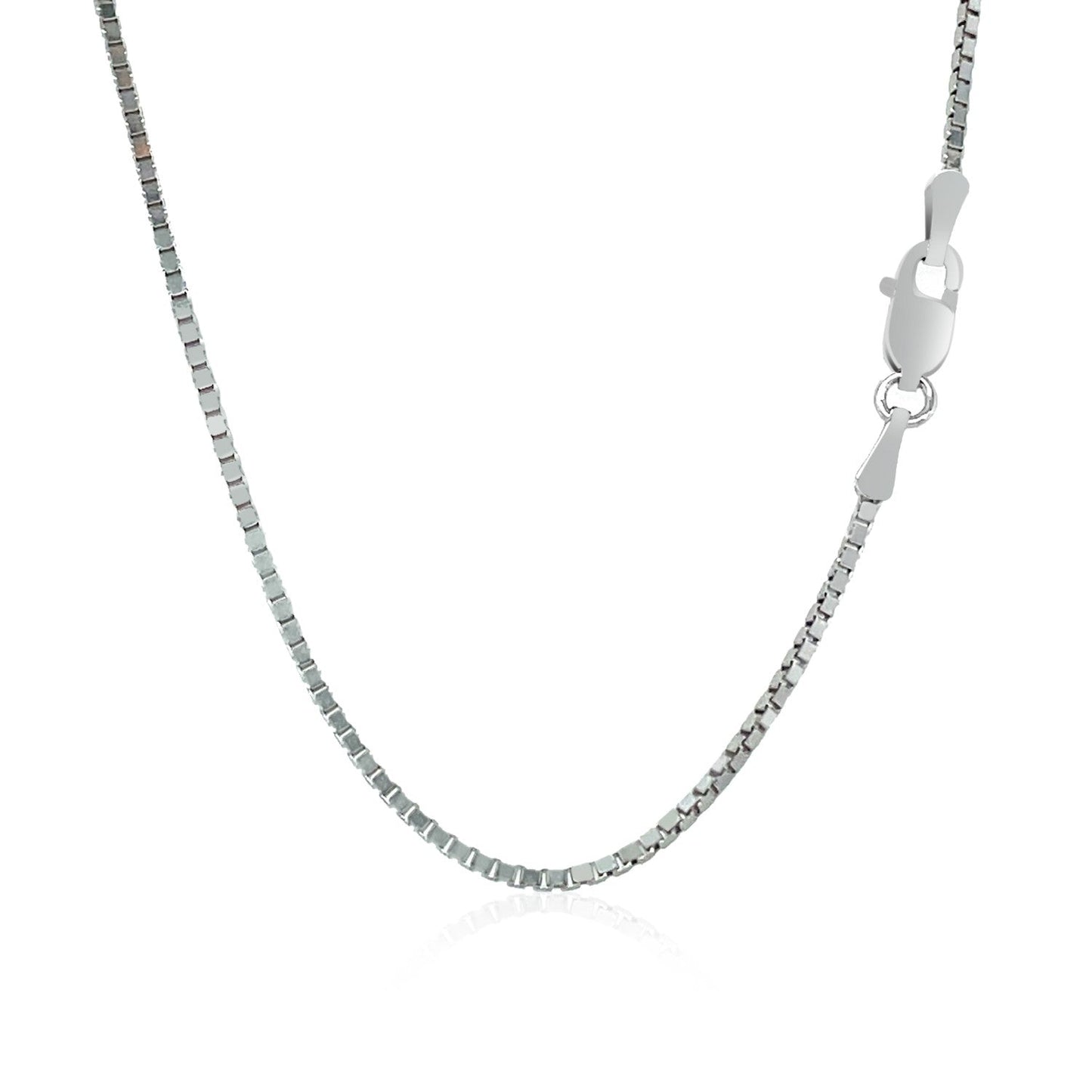 Cadena clásica tipo box de oro blanco de 14k, 1.1 mm