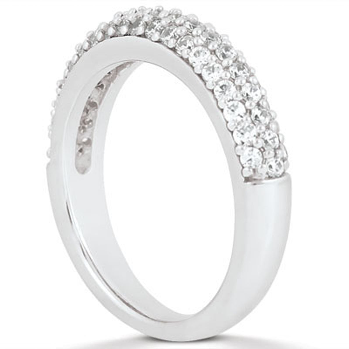 Anillo de boda de oro blanco de 14k con triple micro pavé de diamantes de varias filas