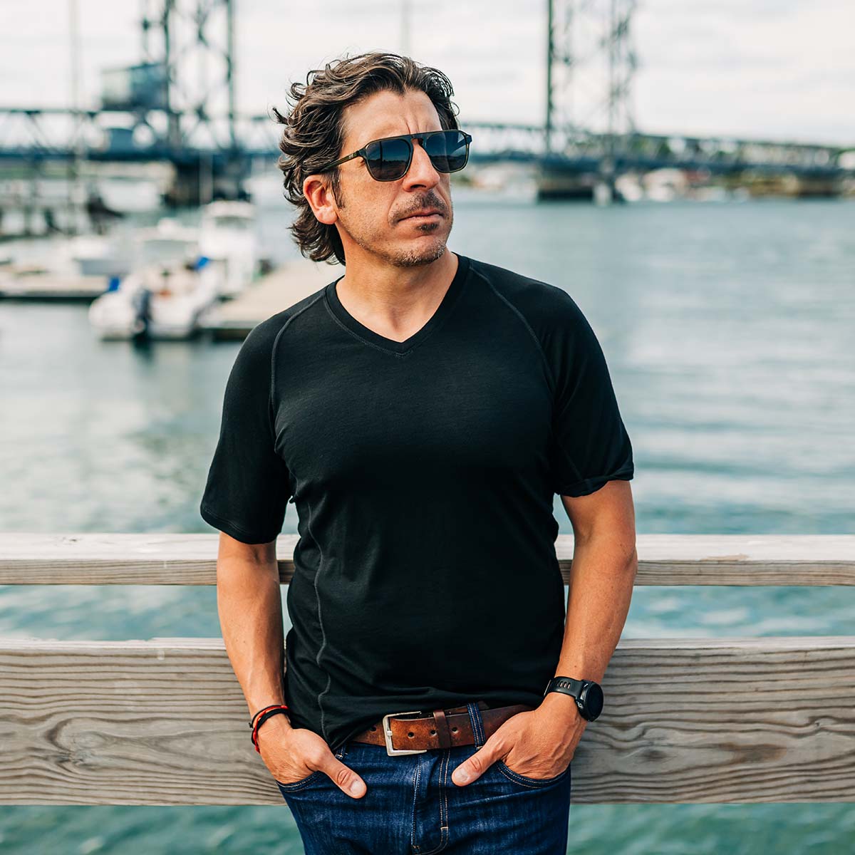 Microweight - Men's Wool V-Neck T-Shirt Woolverino