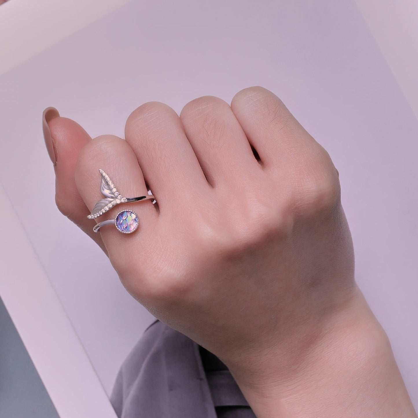 Anillo de Plata de Ley 925 con Circonita Cúbica Engastada en Pavé para Mujer
