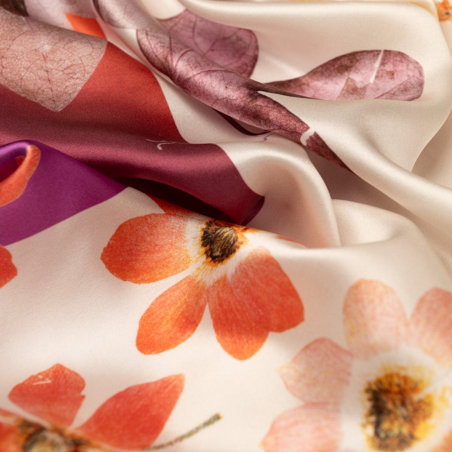 Cristina - Silk Foulard - Champagne