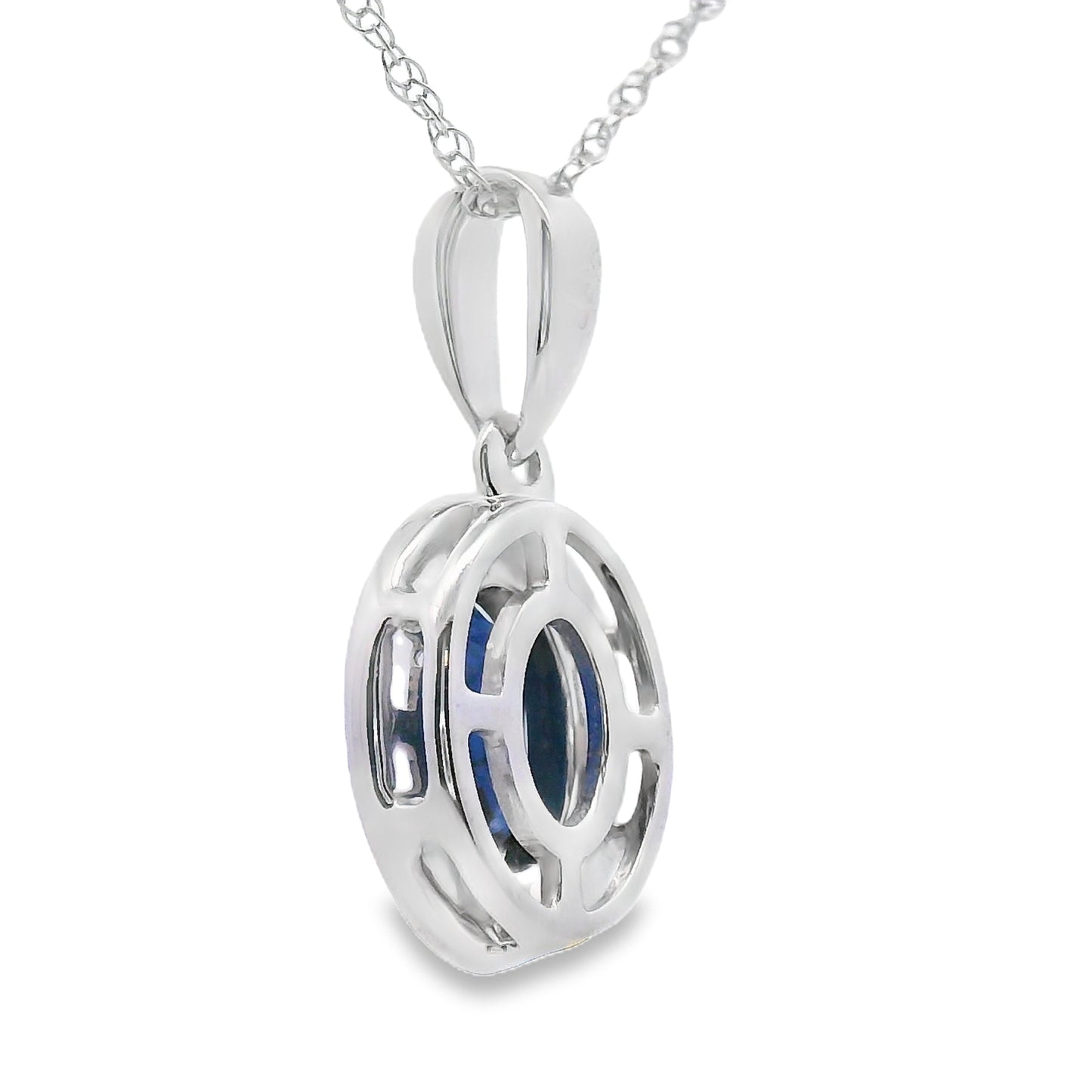 Colgantes de moda de zafiro y diamantes de .65 ct en oro blanco de 10 qt