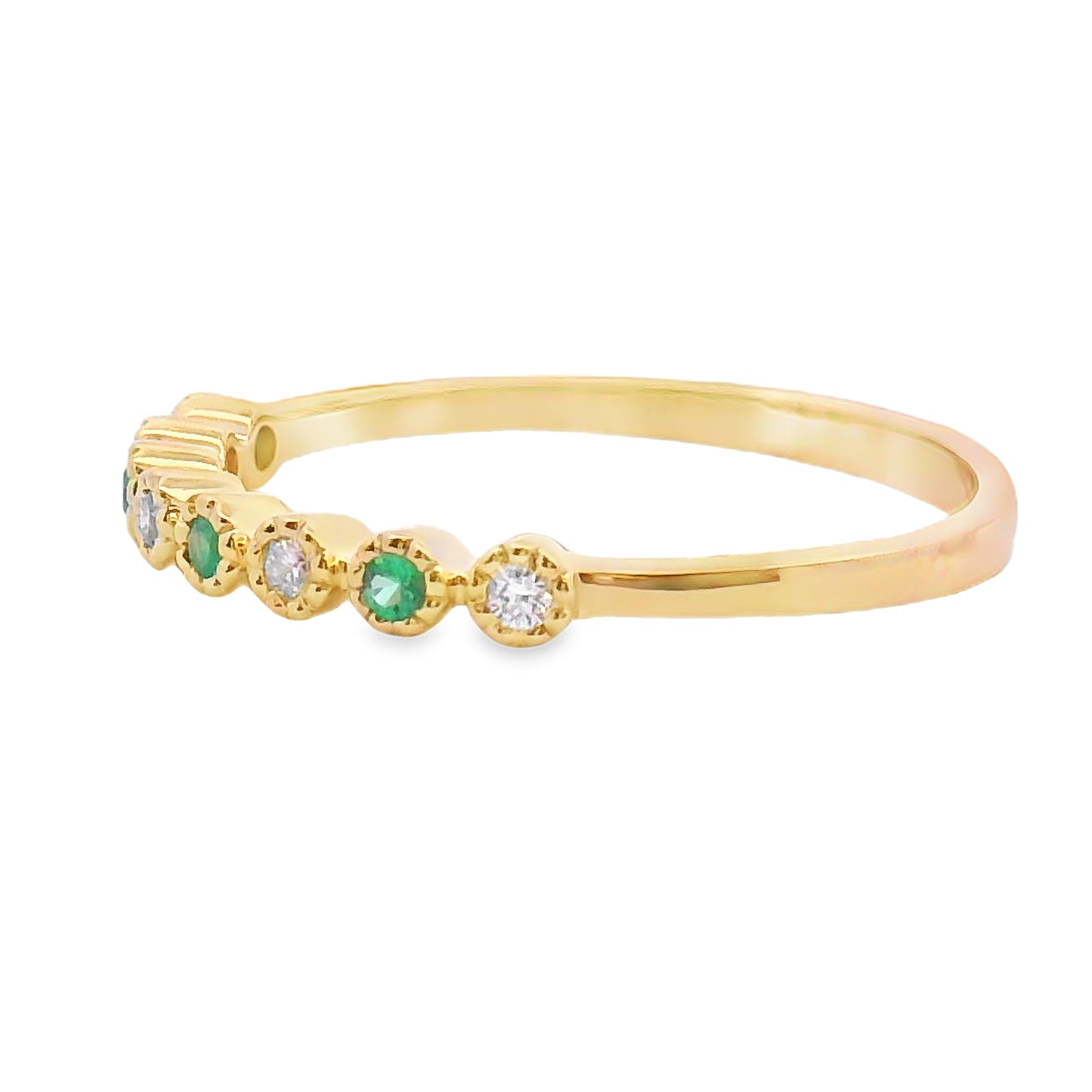 Anillo apilable de diamantes y esmeraldas de oro amarillo de 14 kt