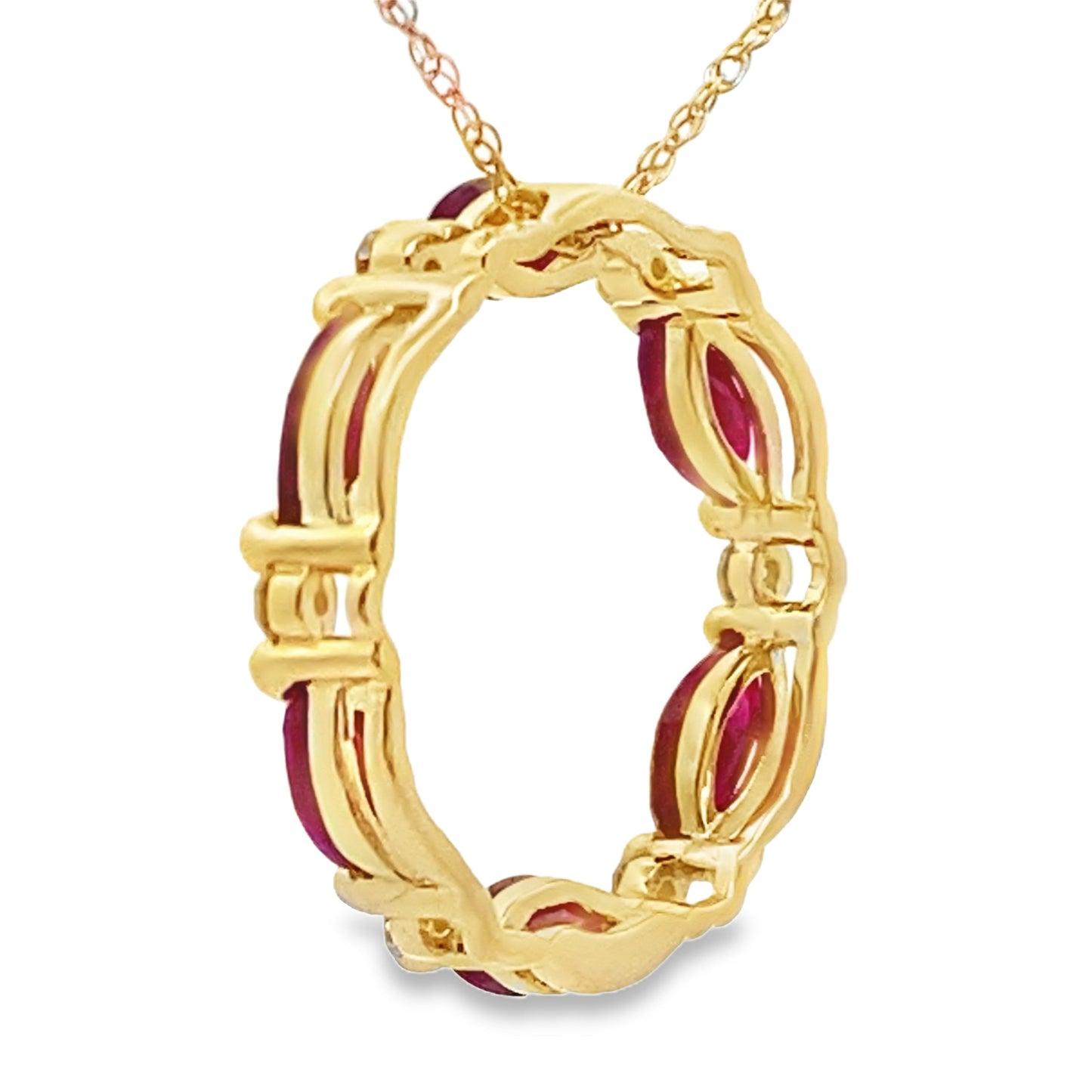 Colgante Círculo de Amor Ruby Diamond de oro amarillo de 10 KT