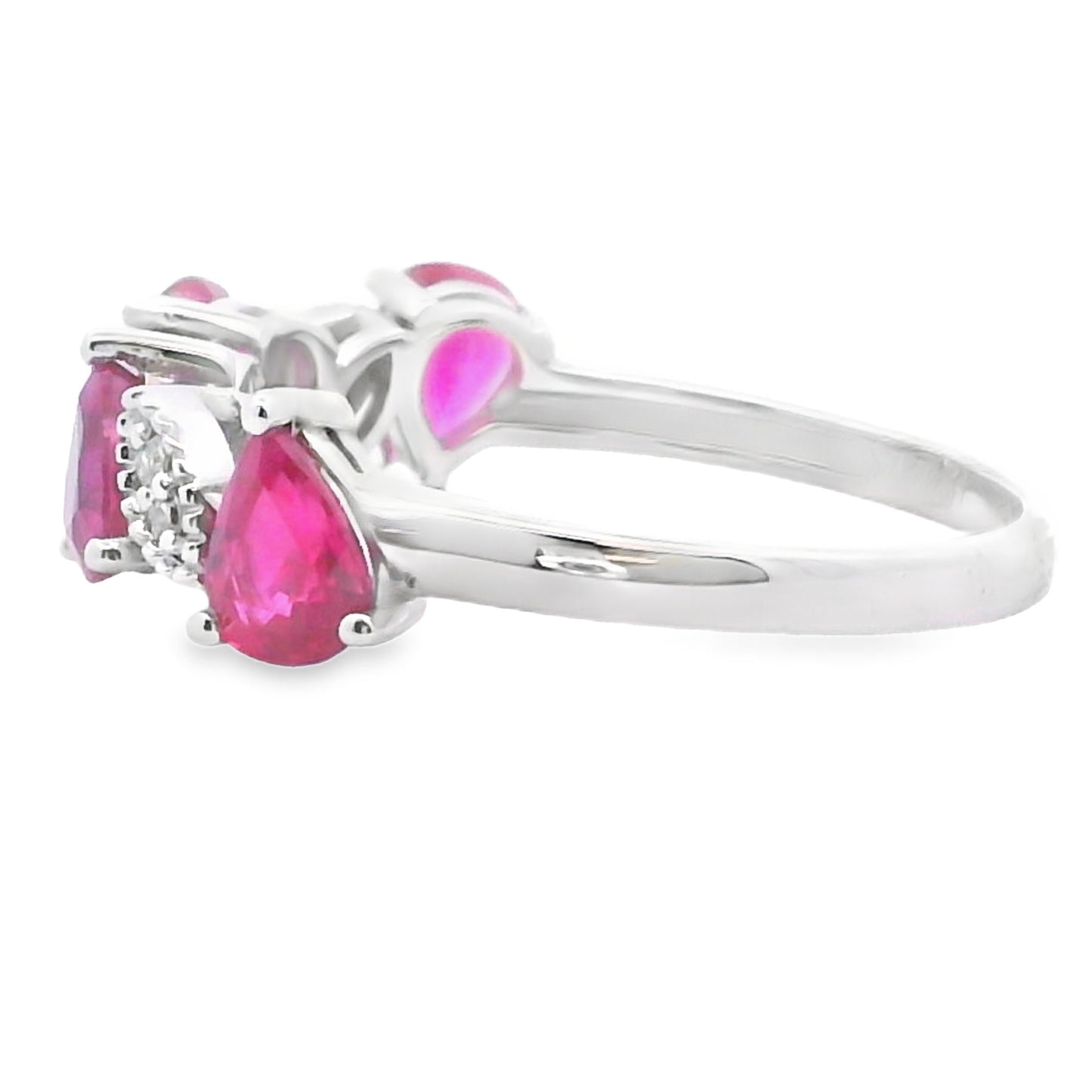 Anillo de oro blanco de 14 kt con rubí de 1,24 qt y diamantes naturales