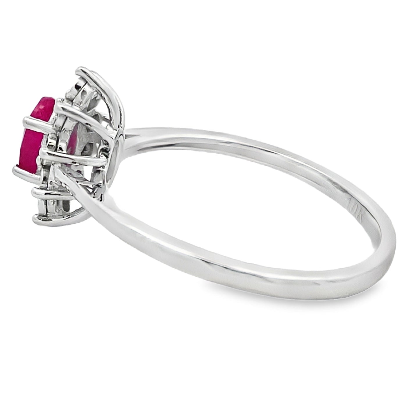 Anillo de rubí y diamantes de 0,63 ct en oro blanco de 10 kt