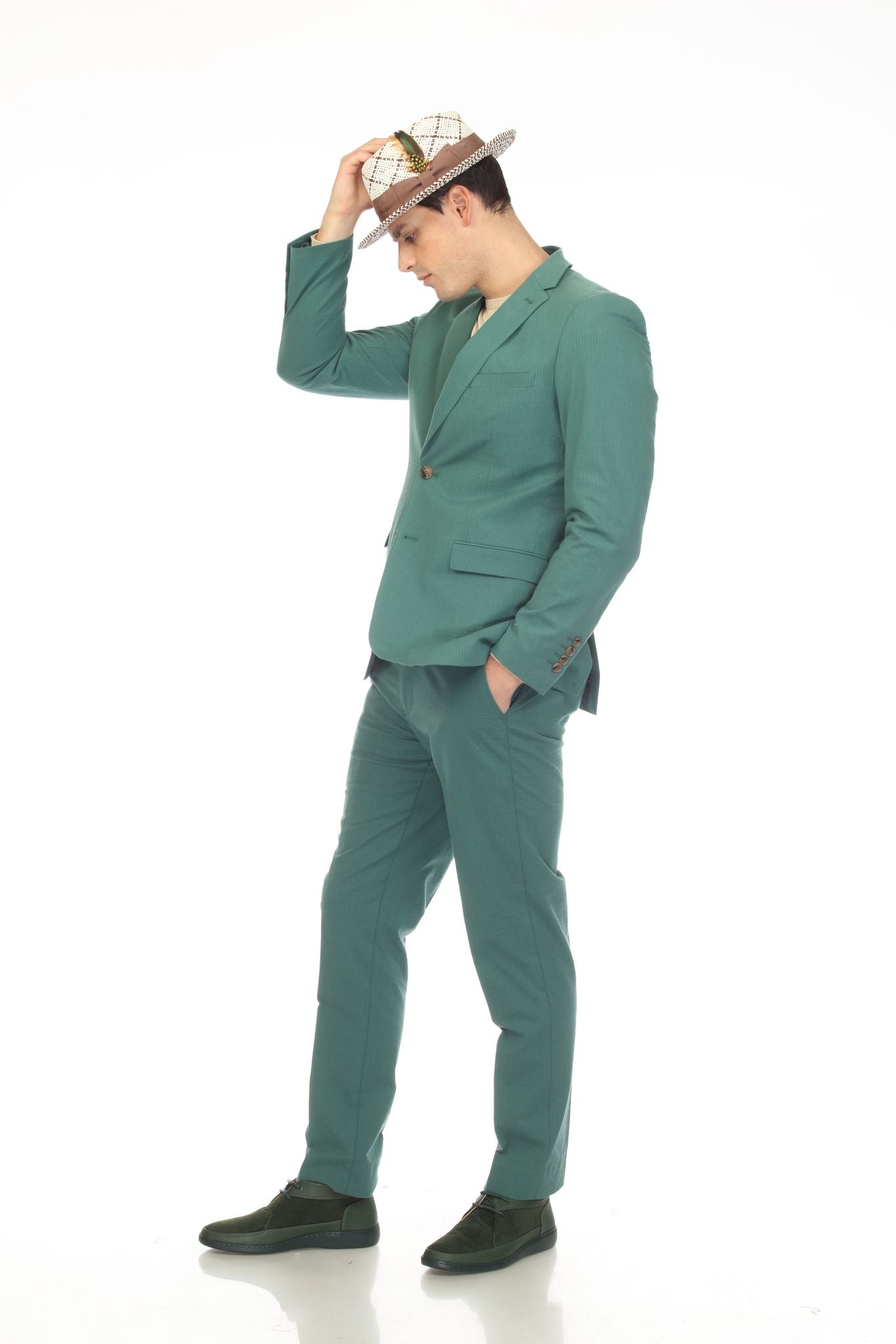 Men's Slim Fit Two Button Hunter Green 2 Button Notch Lapel Seersucker Suit.