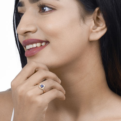 Anillo de oro amarillo de 14 quilates con zafiro azul auténtico de 0,73 quilates y diamante blanco