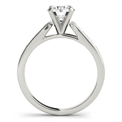 Anillo de compromiso de oro blanco de 14k con una sola fila de diamantes (1 qtc)