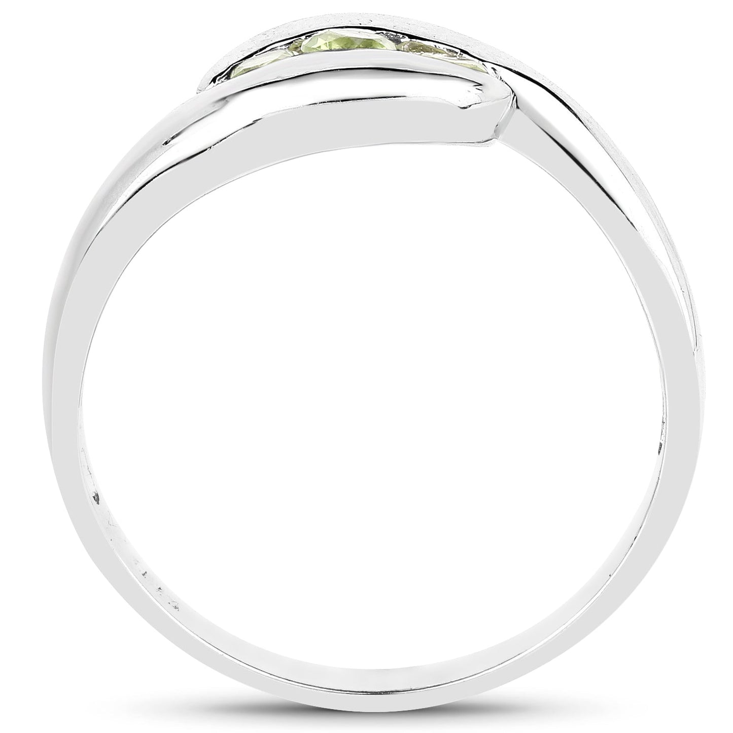 Anillo de plata esterlina .925 con peridoto genuino de 0.56 quilates