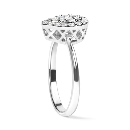 Anillo de promesa en forma de pera de oro blanco de 10K con racimo de diamantes redondos cultivados en laboratorio de 3/8 Cttw (Color G-H, Claridad VS2-SI1) - Talla 7