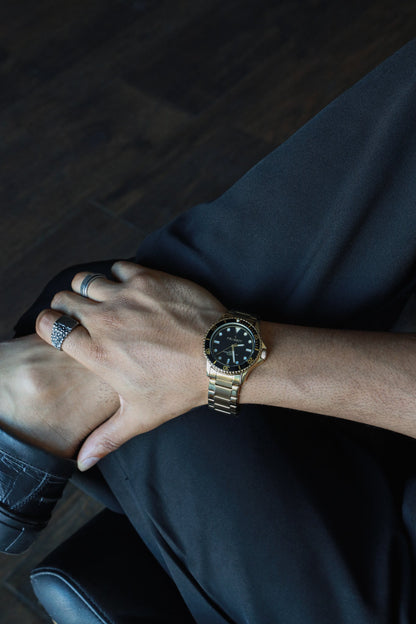 Men's 40mm Sport Watch with Rotating Bezel-Stainless Steel Gold Bracelet