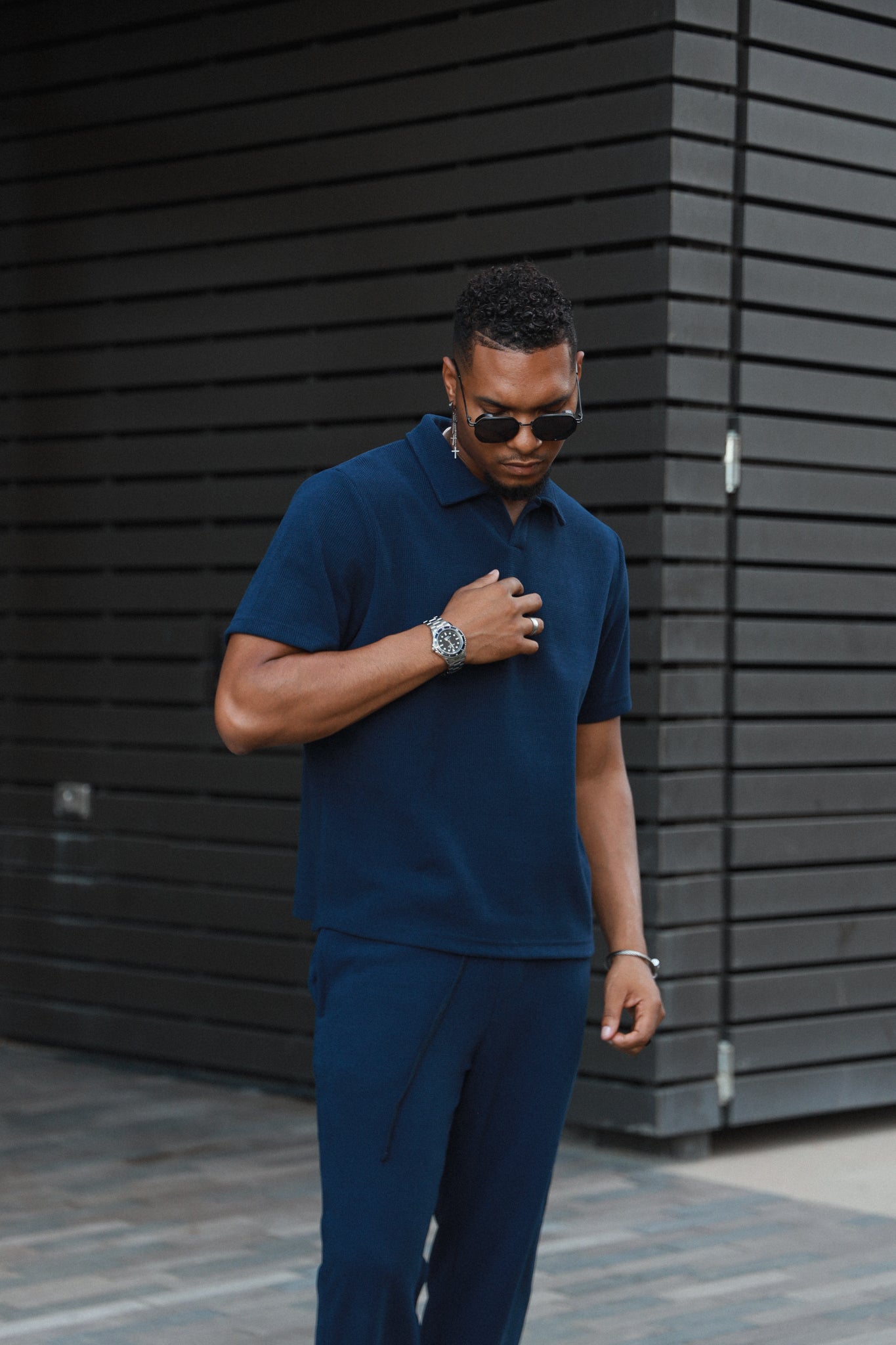 Men's 40mm Black Dial Sport Bezel Stainless Steel Bracelet Watch