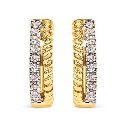 Pendientes de aro tipo Huggie de oro amarillo de 10K con diamante de 0,10 quilates en total y cuerda retorcida (color H-I, claridad I1-I2)