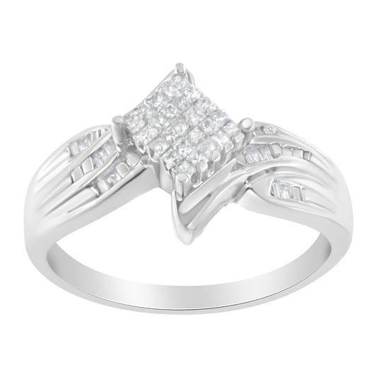 Anillo de cóctel estilo bypass de oro blanco de 10K con diamante de talla princesa y baguette de 1/3 Cttw (color I-J, claridad I1-I2) - Talla 4