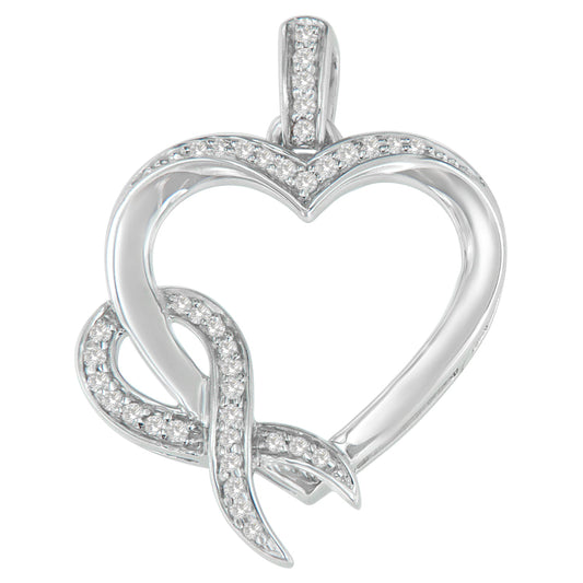 Collar con colgante de corazón de diamante de plata de ley .925 de 1/6 cttw (H-I, I1-I2)