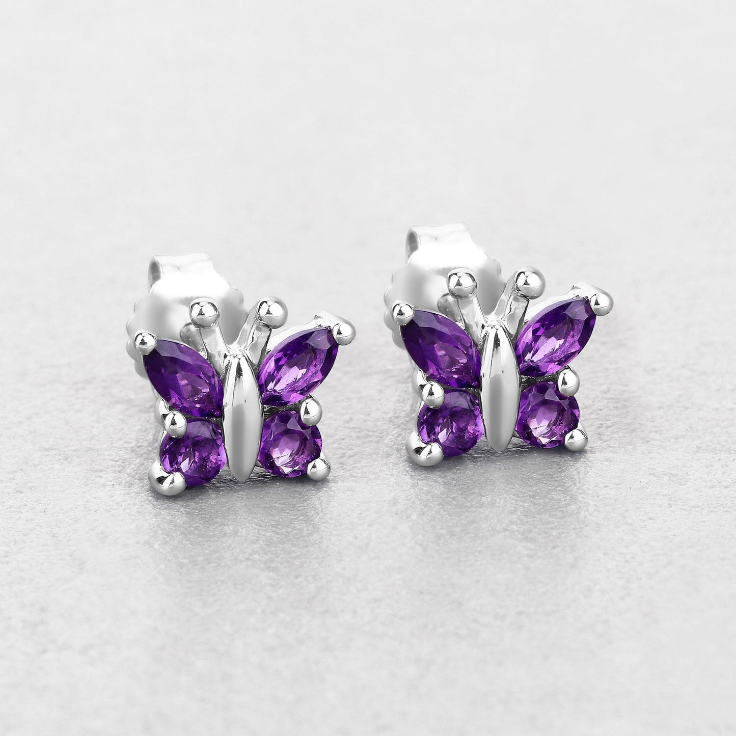 Pendientes de amatista auténtica de 1,00 quilates de plata de ley .925