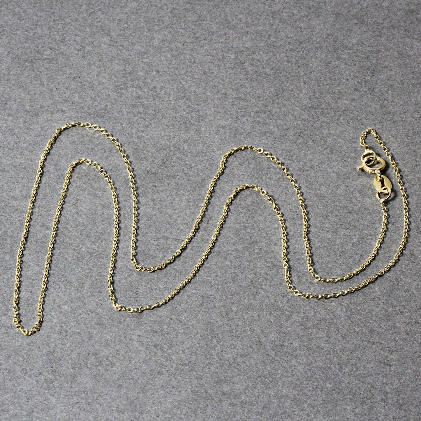 Cadena de eslabones tipo cable con corte de diamante de oro amarillo de 14k y 0.8mm