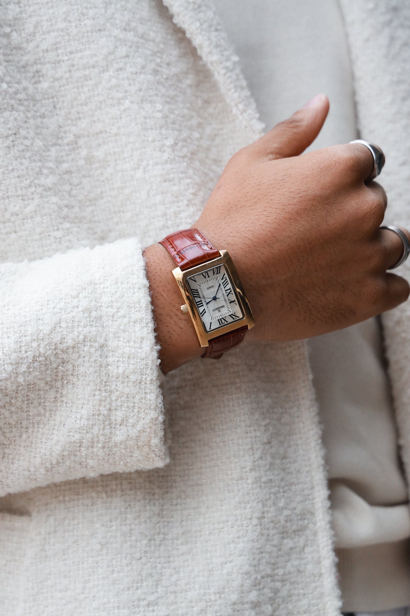 Men's 43 x 30 mm Brown Vintage Tank Leather Strap Watch