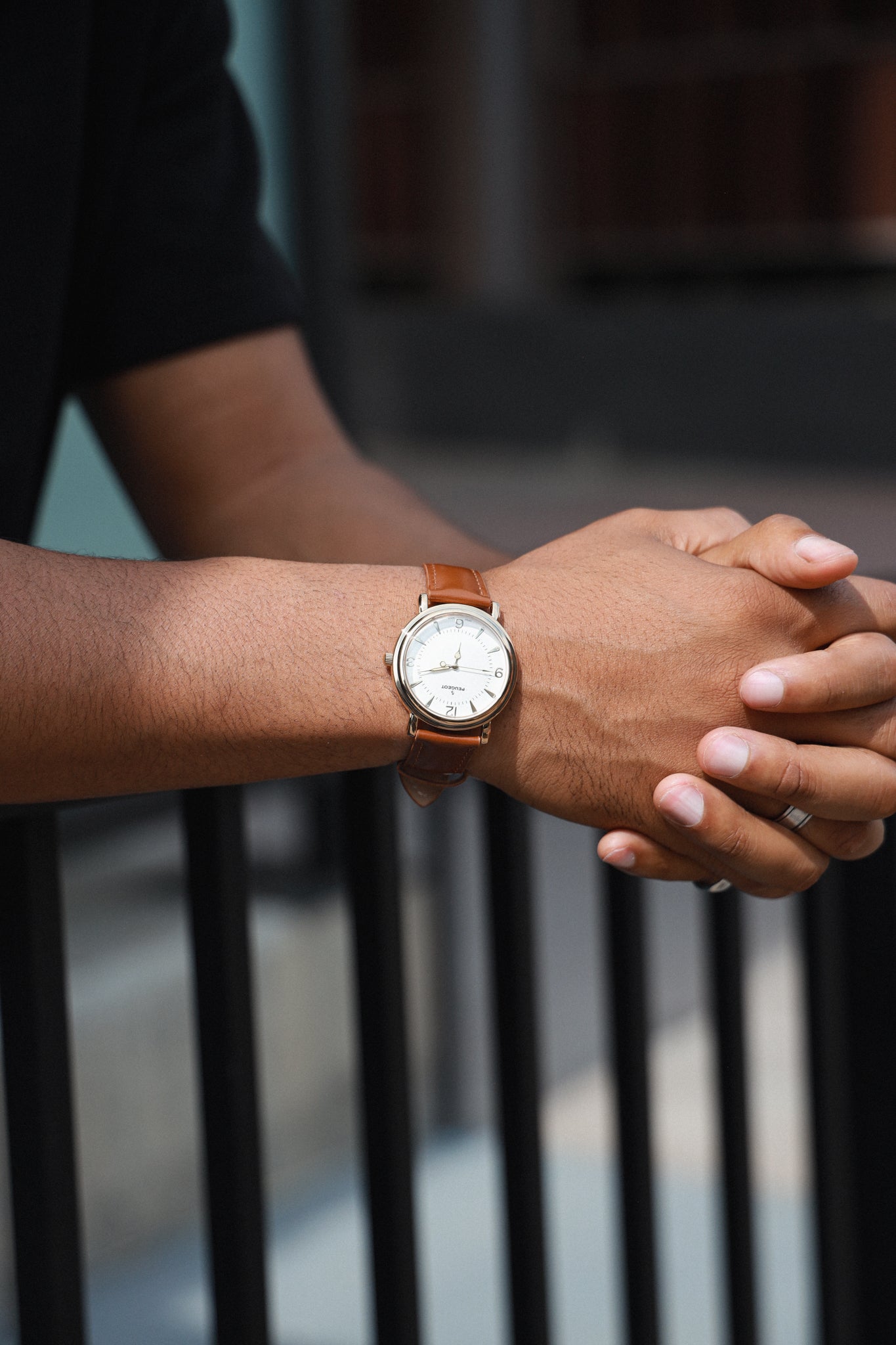 Men 38mm Gold Retro Design Calf Skin Leather Strap watch