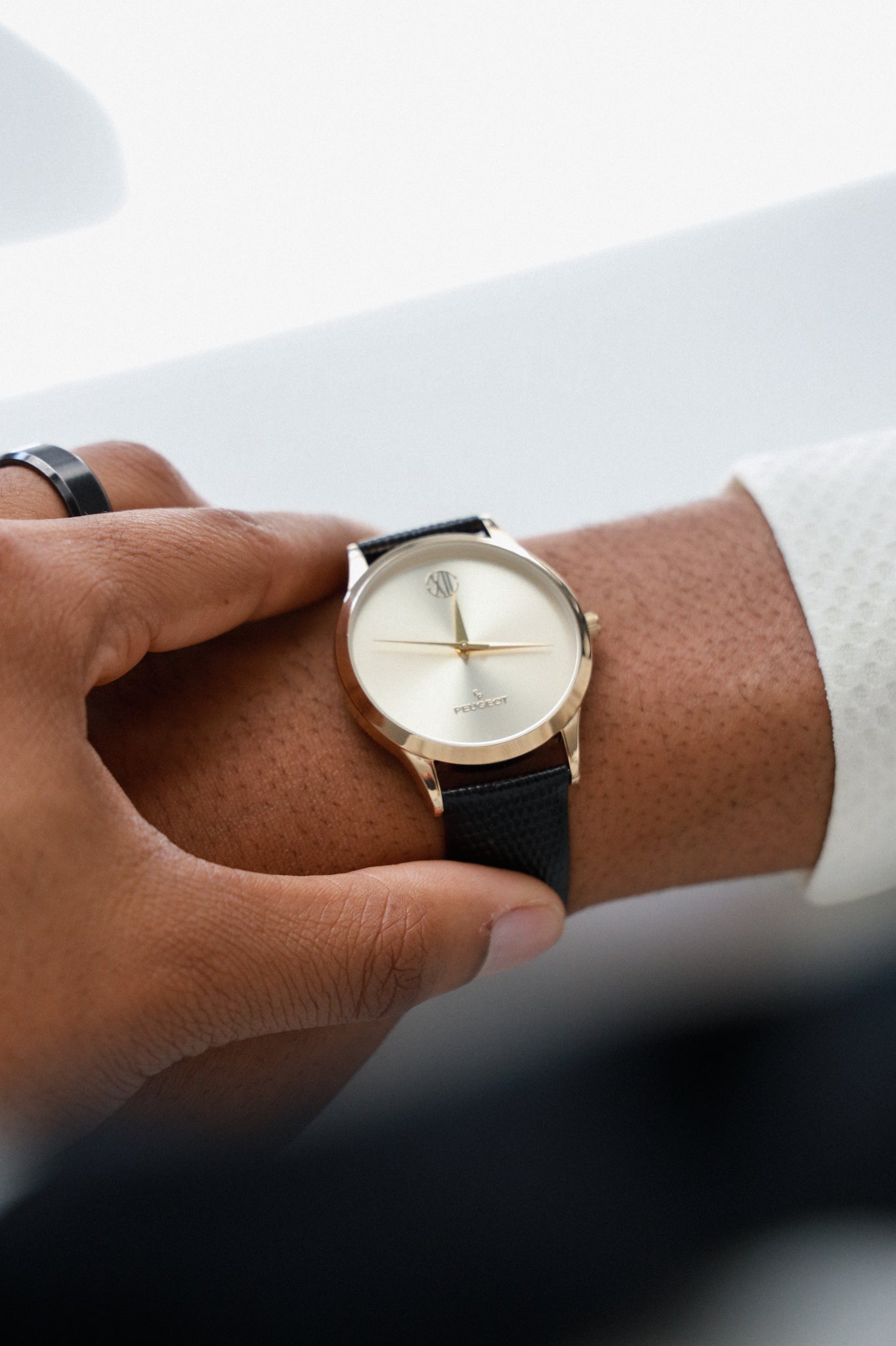 Men's 40mm Wafer Slim Round Gold-Plated Case Watch with Leather Strap