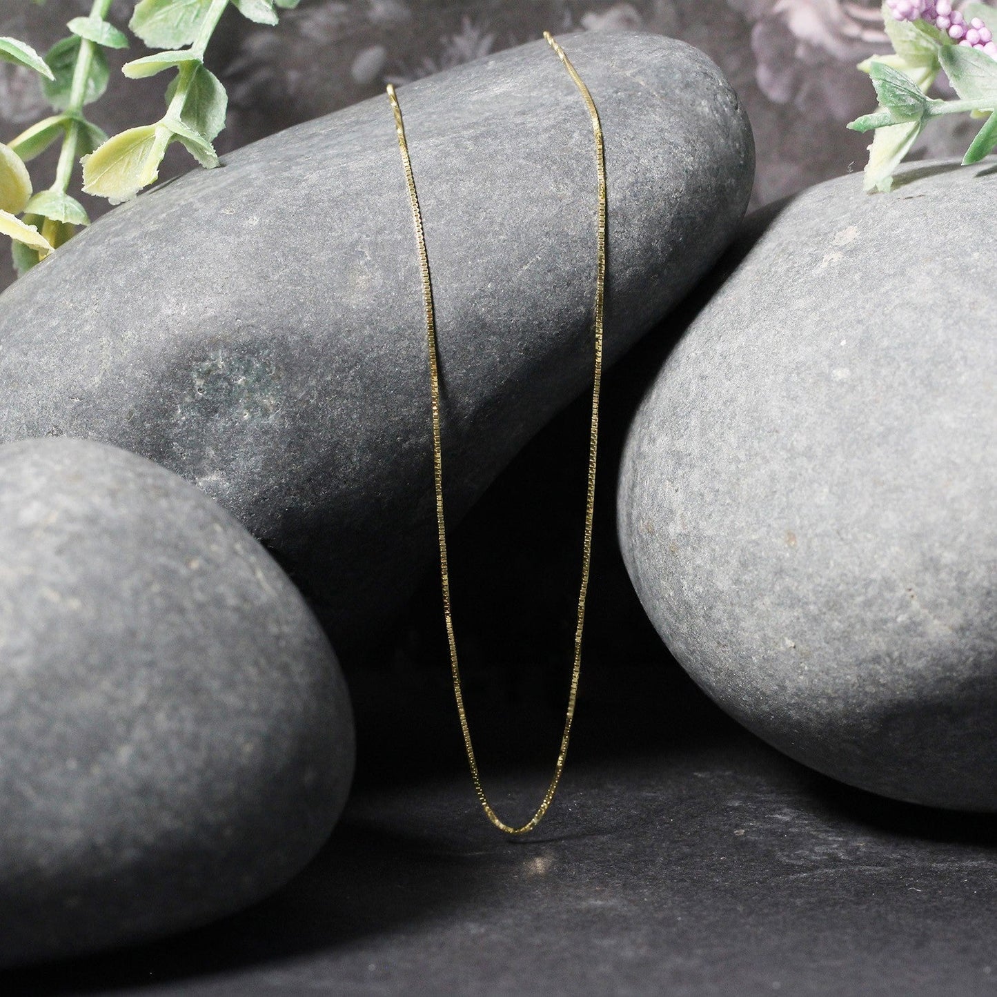 Cadena clásica de oro amarillo de 14k y 0.6mm