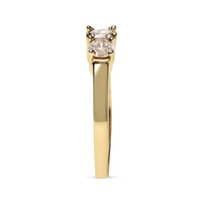 Anillo de banda de 3 piedras de oro amarillo de 10 quilates con diamantes color champán de 1,00 quilates en total (color J-K, claridad I1-I2) - Talla 7