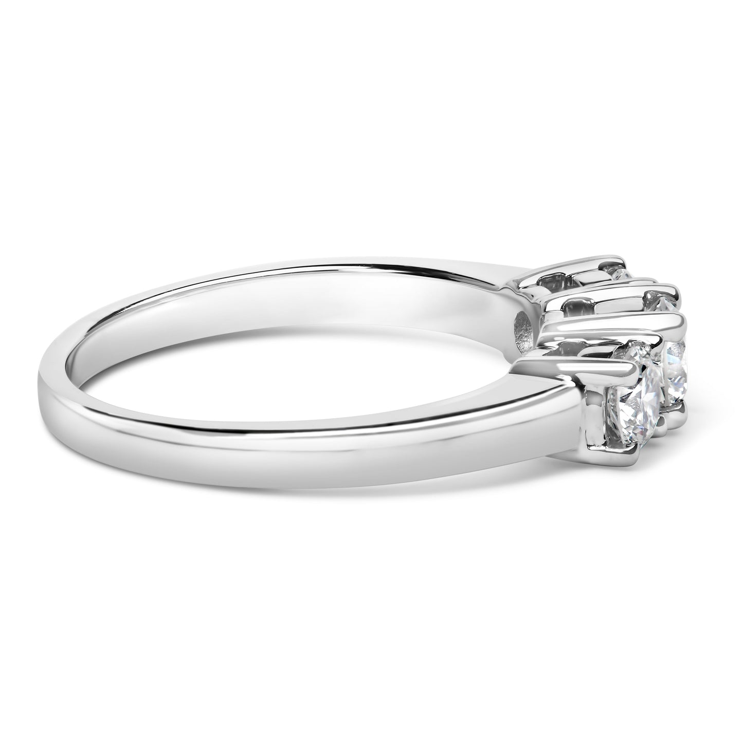 Anillo de oro blanco de 14K con 3 diamantes creados en laboratorio de 3/4 Cttw (color F-G, claridad VS2-SI1) - Talla 7