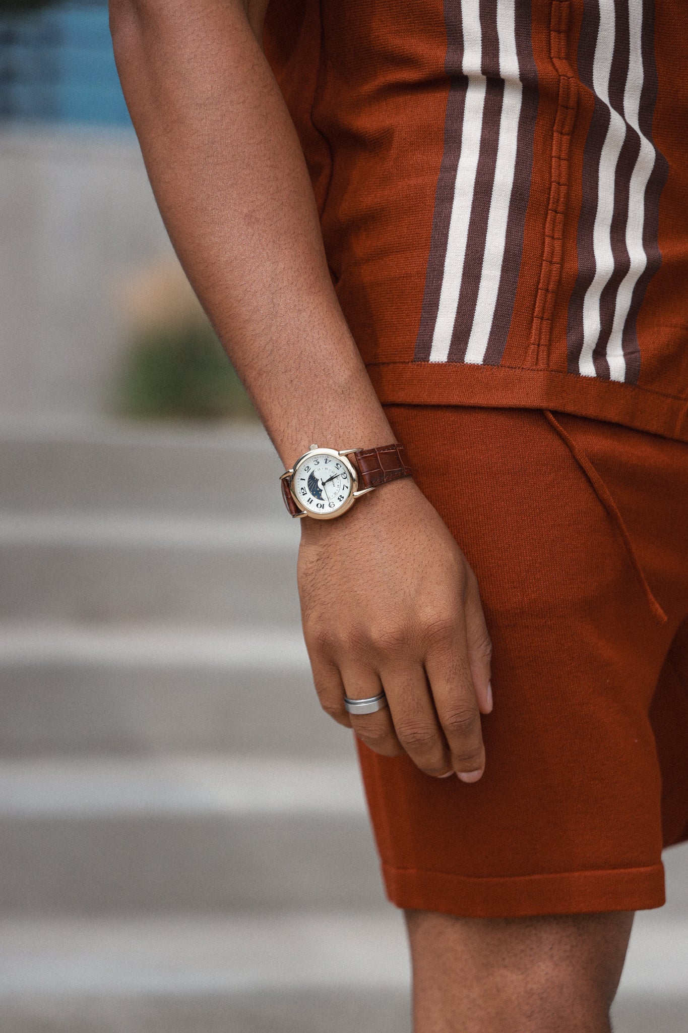 Men's 40mm Vintage White Dial Sun Moon Brown Leather Strap Watch