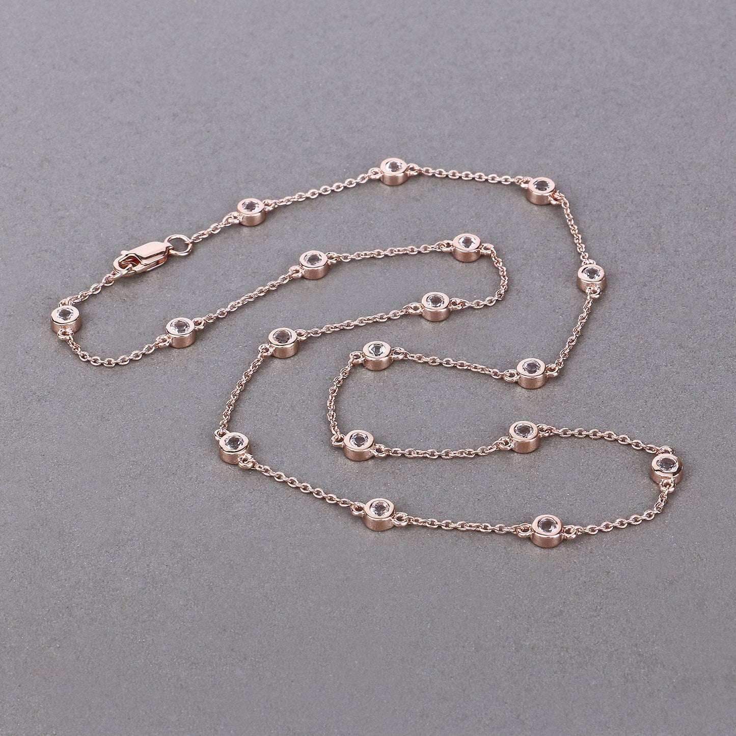 Collar de plata de ley .925 con morganita genuina de 1,62 quilates