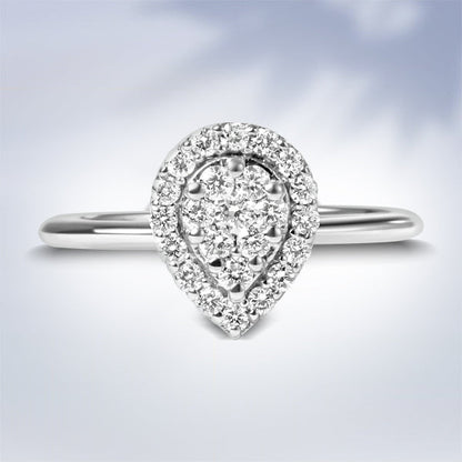 Anillo de promesa en forma de pera de oro blanco de 10K con racimo de diamantes redondos cultivados en laboratorio de 3/8 Cttw (Color G-H, Claridad VS2-SI1) - Talla 7