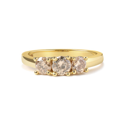 Anillo de banda de 3 piedras de oro amarillo de 10 quilates con diamantes color champán de 1,00 quilates en total (color J-K, claridad I1-I2) - Talla 7
