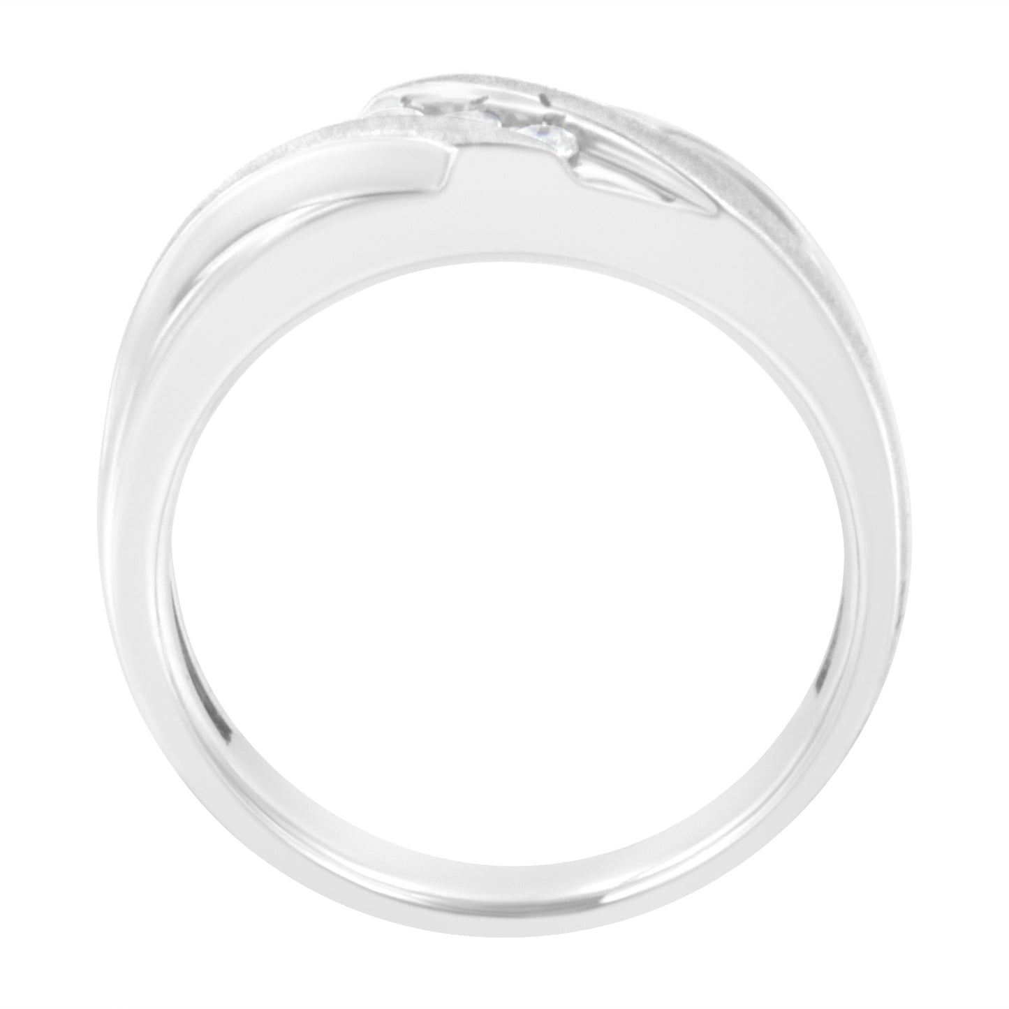 Anillo de boda para hombre de oro blanco de 10K con tres piedras de diamantes engastadas en canal de 1/10 quilates (color I-J, claridad I1-I2) - Talla 10