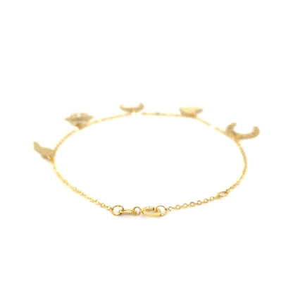 Pulsera de oro amarillo de 14k y 7 pulgadas con dijes pulidos