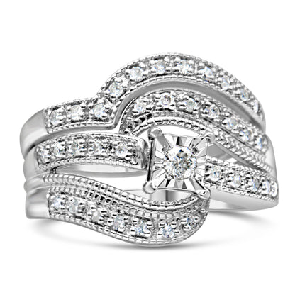 Conjunto de anillo de compromiso y boda de plata de ley .925 con diseño entrecruzado de diamante redondo de 1/3 Cttw (color H-I, claridad I1-I2) - Talla 7