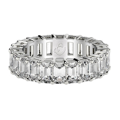 Anillo de eternidad de diamantes cultivados en laboratorio talla esmeralda en oro blanco de 14k (6 quilates peso total FG/VS2)