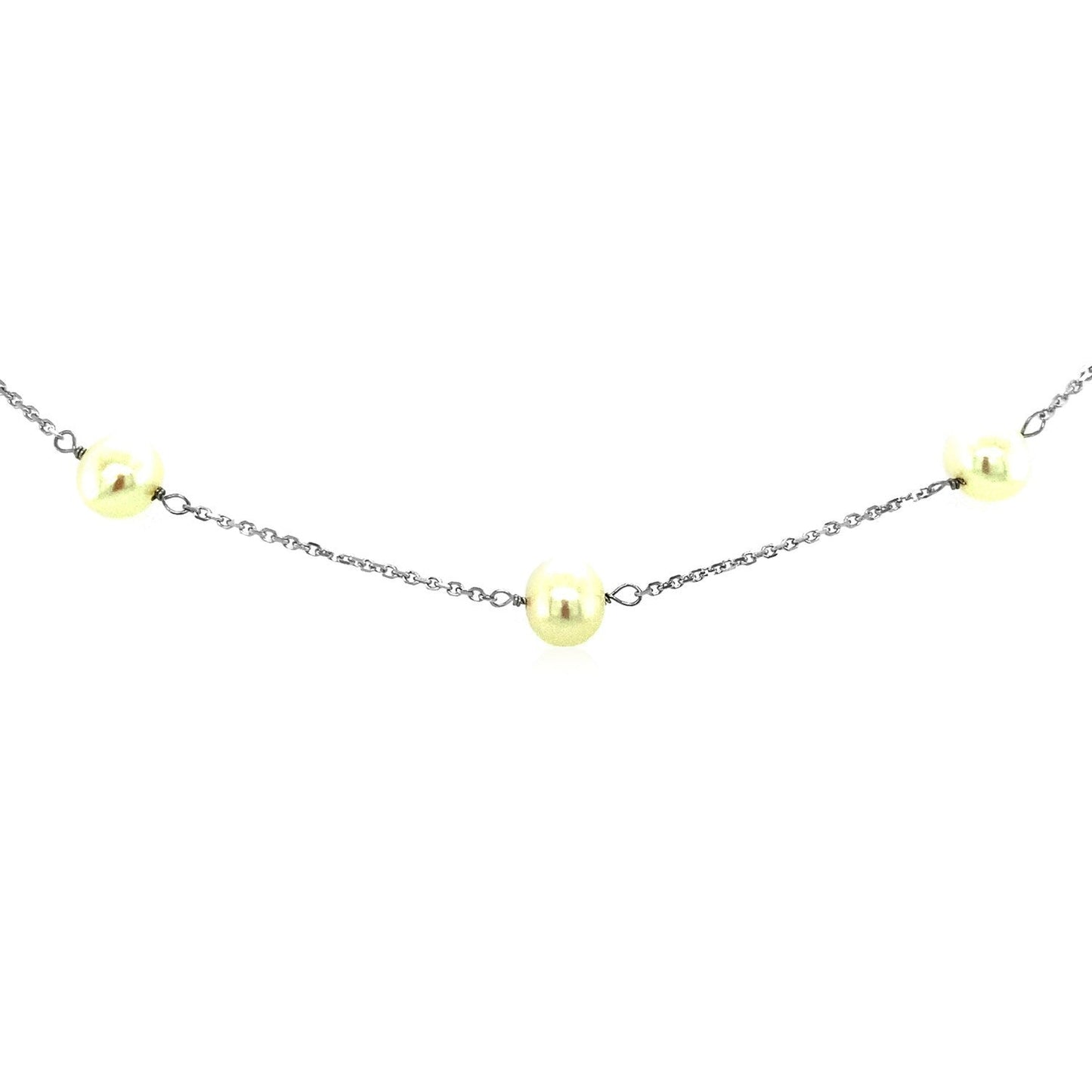 Collar de oro blanco de 14k con perlas blancas