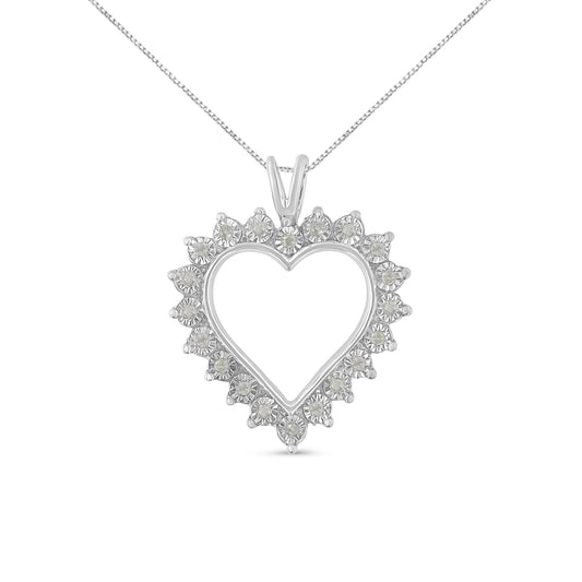 Collar con colgante de corazón abierto de plata de ley .925, con diamante engastado tipo milagro de 0,25 Cttw y cadena de 45,7 cm (color I-J, claridad I3)