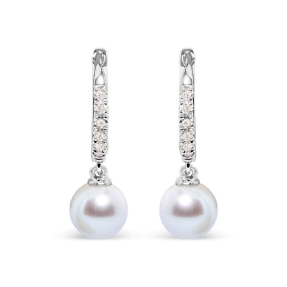Pendientes de aro colgantes de oro blanco de 10K con perlas cultivadas de agua dulce de 6x6 MM y acento de diamante (Color H-I, Claridad I1-I2)