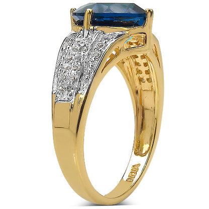 Anillo de plata de ley .925 chapado en oro amarillo de 18 quilates con topacio azul de Londres genuino de 3,83 quilates y topacio blanco