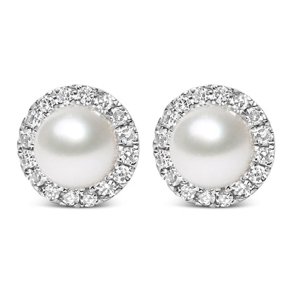 Pendientes de botón halo de oro blanco de 10K con perlas cultivadas de agua dulce de 4,5 mm y diamantes de 1/7 Cttw (color I-J, claridad I1-I2)