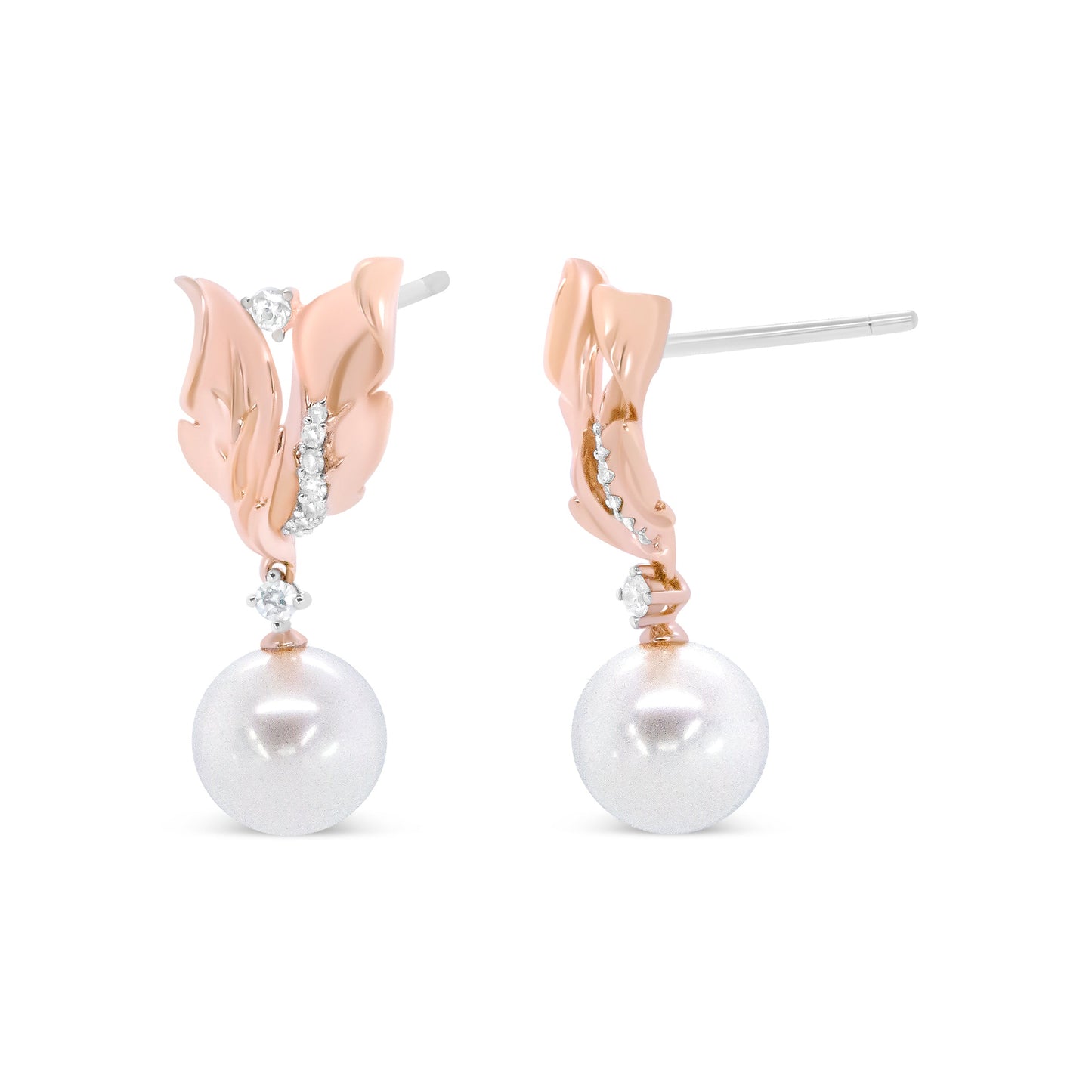 Pendientes de botón colgantes florales de oro rosa de 14K con diamantes redondos de 1/6 Cttw y perlas redondas de 8mm (color H-I, claridad I1-I2)
