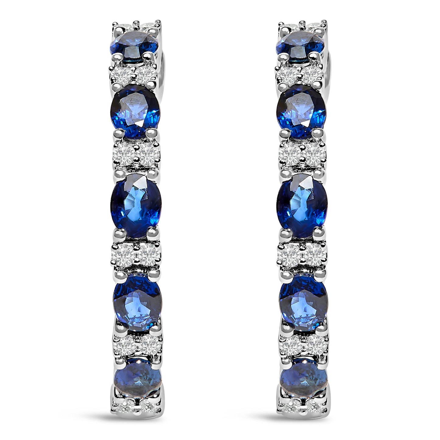 Pendientes de aro alternos de oro blanco de 14 quilates con zafiro azul ovalado de 4x3 mm y diamante de 1/4 Cttw (color I-J, claridad SI2-I1)