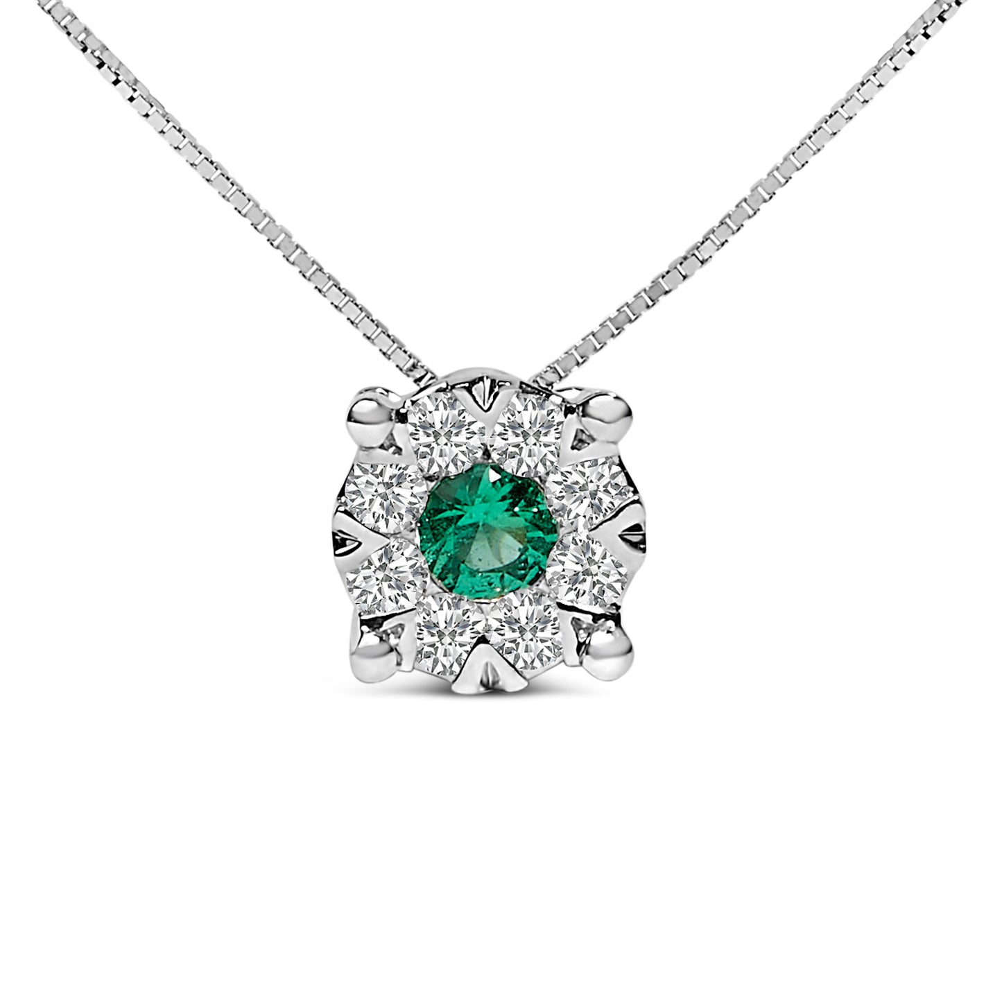 Collar con colgante de 4 mm en oro blanco de 14K con esmeralda verde y halo de diamantes de 1/3 Cttw en composición, 18" (color F-G, claridad VS2-SI1)