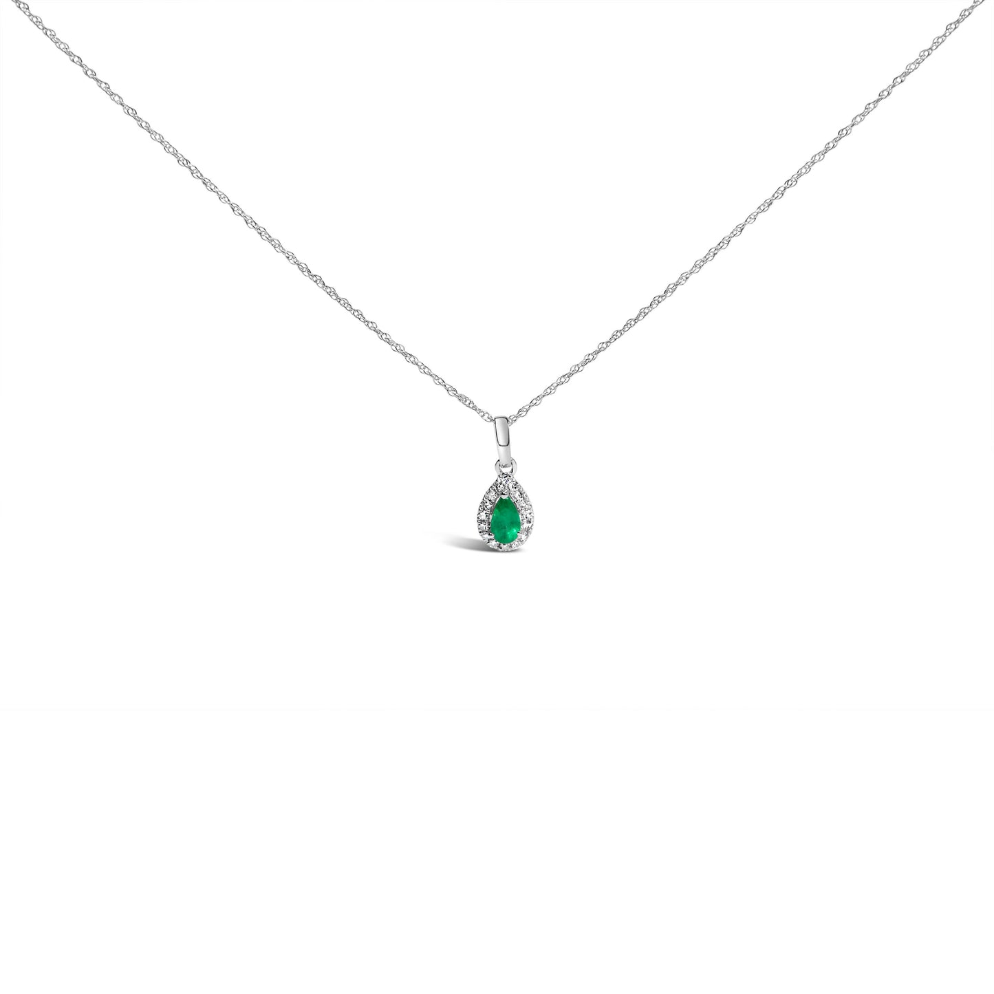 Colgante de oro blanco de 10K con esmeralda verde de 5x3 mm y diamantes en forma de pera, con halo, de 18" (color I-J, claridad I1-I2)