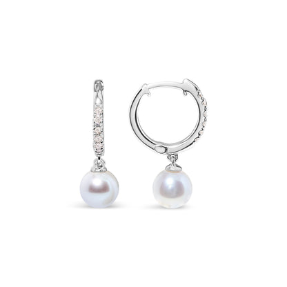 Pendientes de aro colgantes de oro blanco de 10K con perlas cultivadas de agua dulce de 6x6 MM y acento de diamante (Color H-I, Claridad I1-I2)