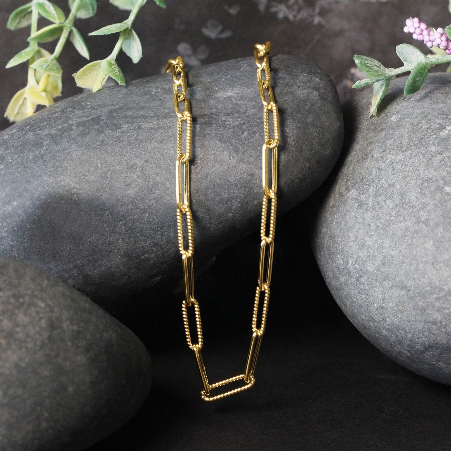 Cadena de eslabones ovalados texturizada de oro amarillo de 14k (3.5mm)